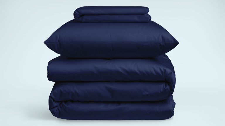 filled-bed-sheet-fitted-sheet-set-dark-blue